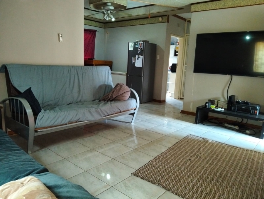 3 Bedroom Property for Sale in Geelhoutpark North West